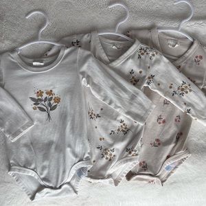 Petit Lem 3 Bodysuits & Pants Set for Baby - Size 6M
